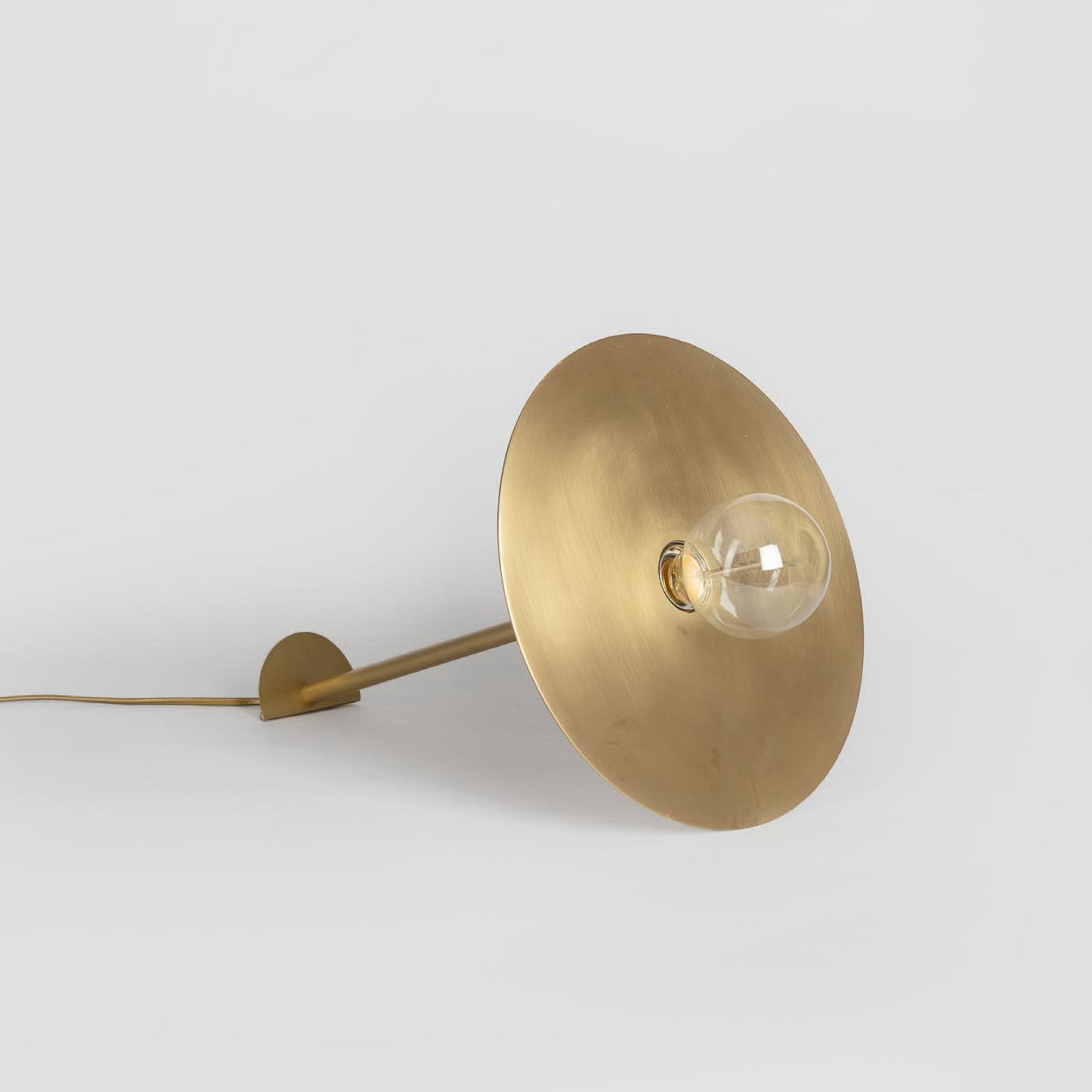 Lum'art - Lampe en Laiton Carnaby