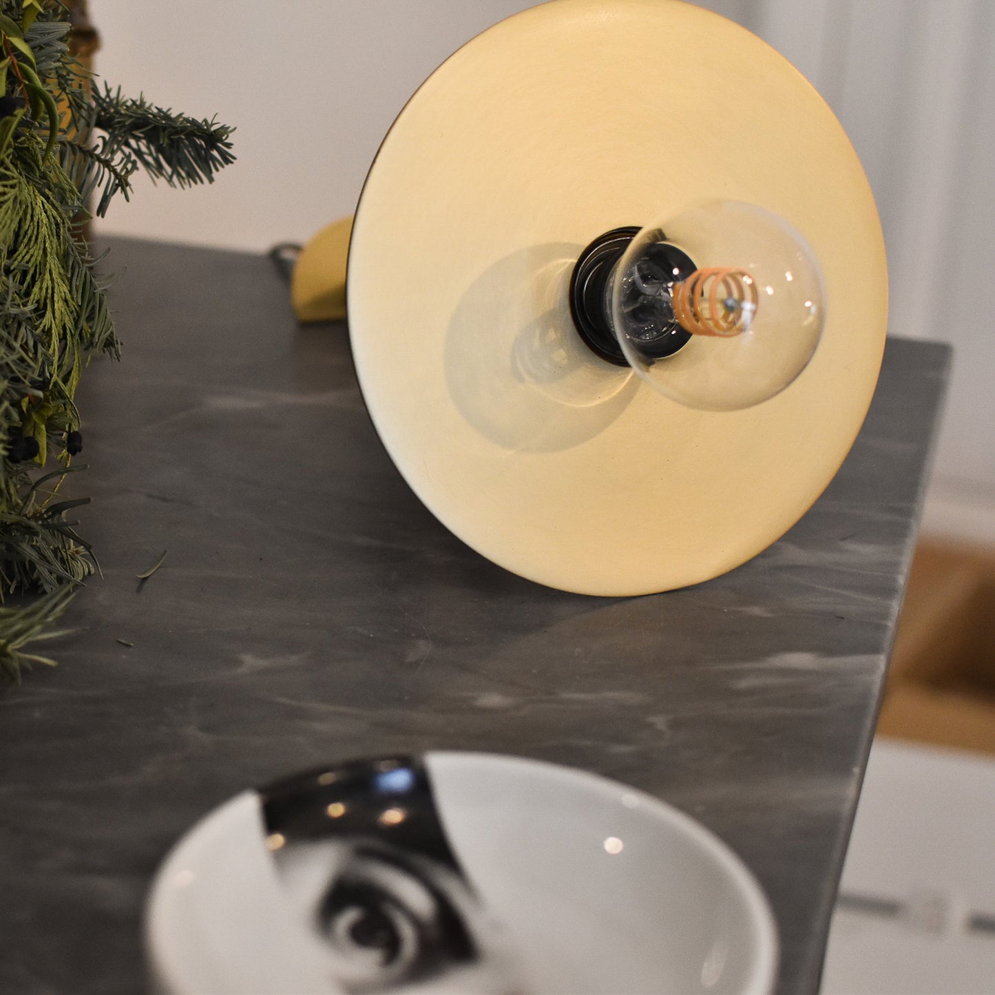 Lum'art - Lampe en Laiton Carnaby