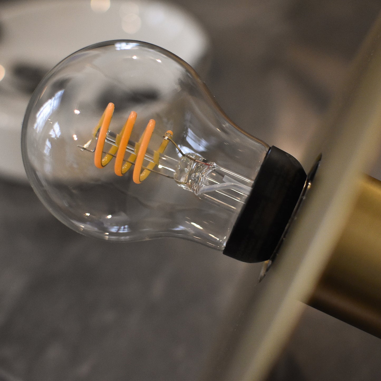 Lum'art - Lampe en Laiton Carnaby