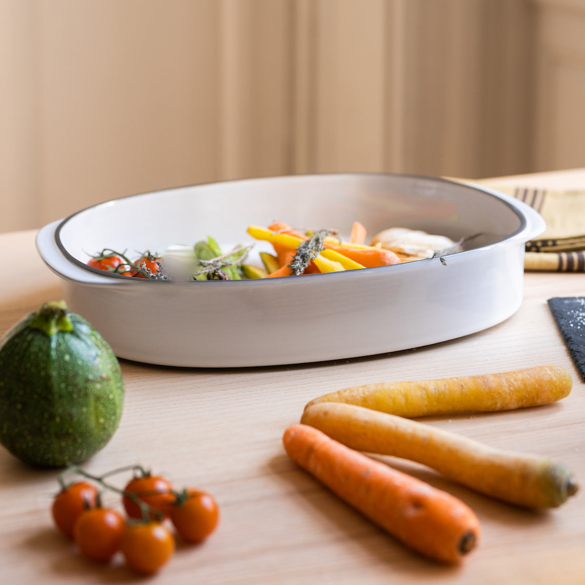 Revol - Plat Caractère - Grand