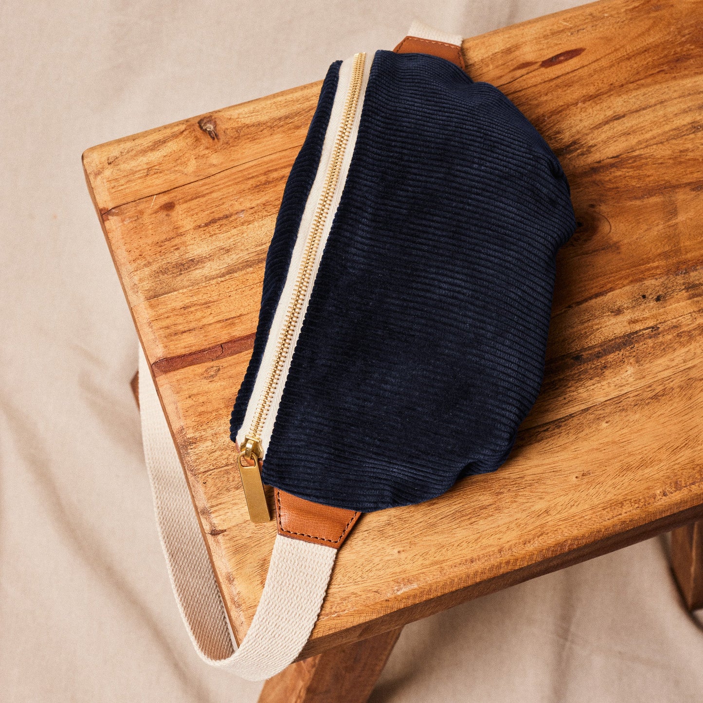 Le Sac Banane Velours & Cuir