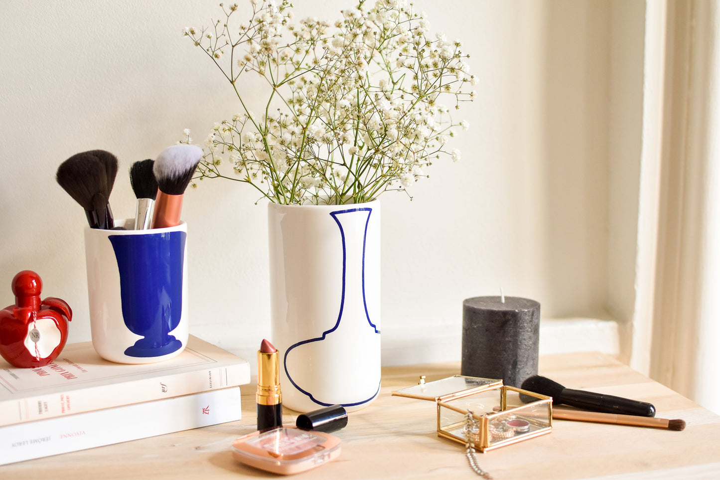 Le Grand Vase Aiguière