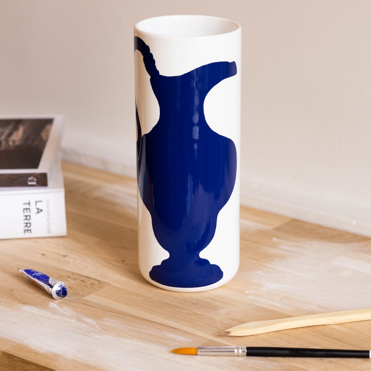 Le Grand Vase Aiguière