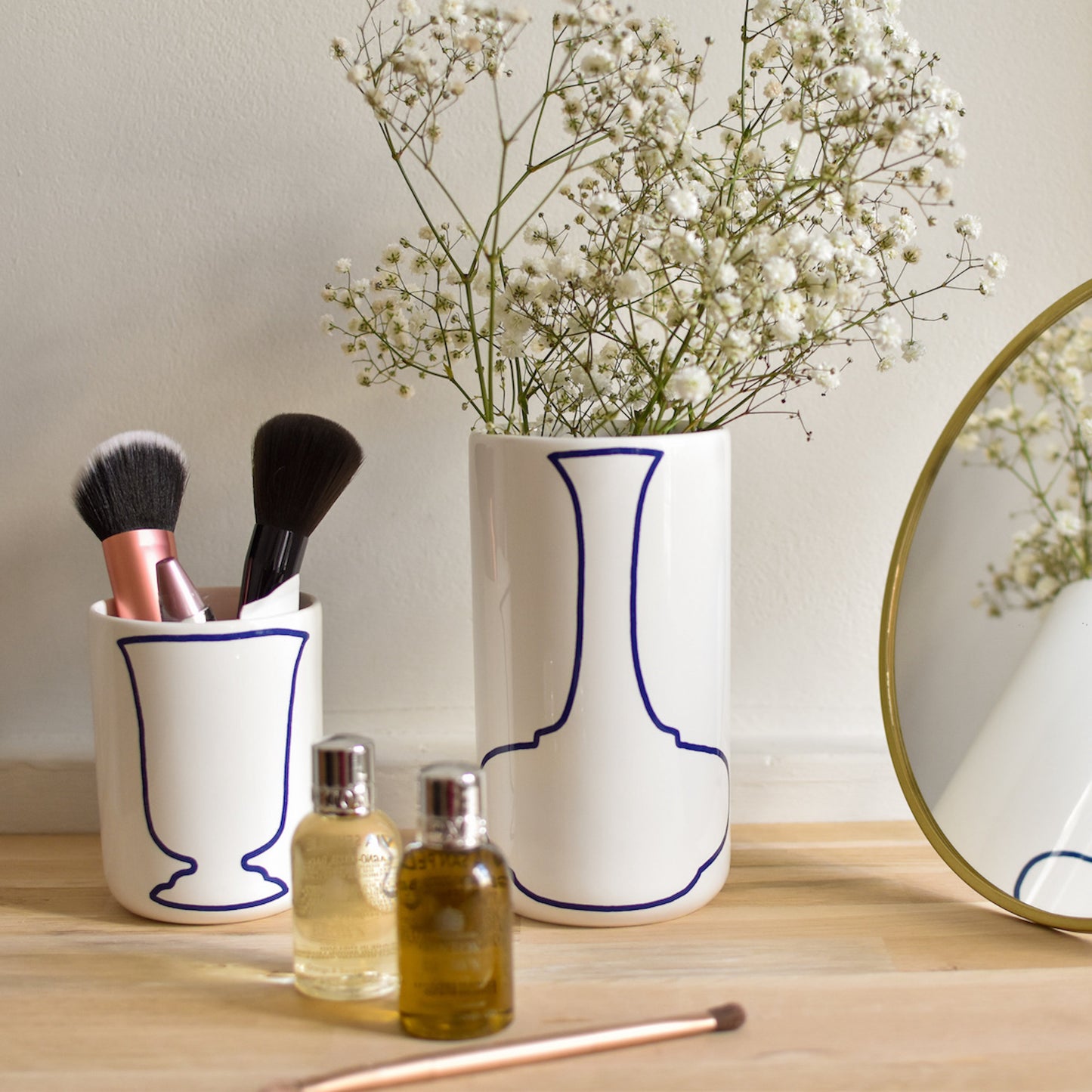 Le Petit Vase Pensue
